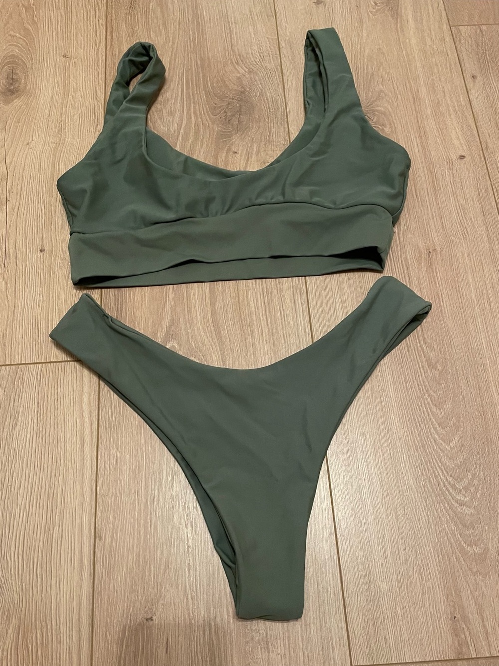 5 Bikini Set Bundle — Green, Floral, Orange Accents - Picture 5 of 9